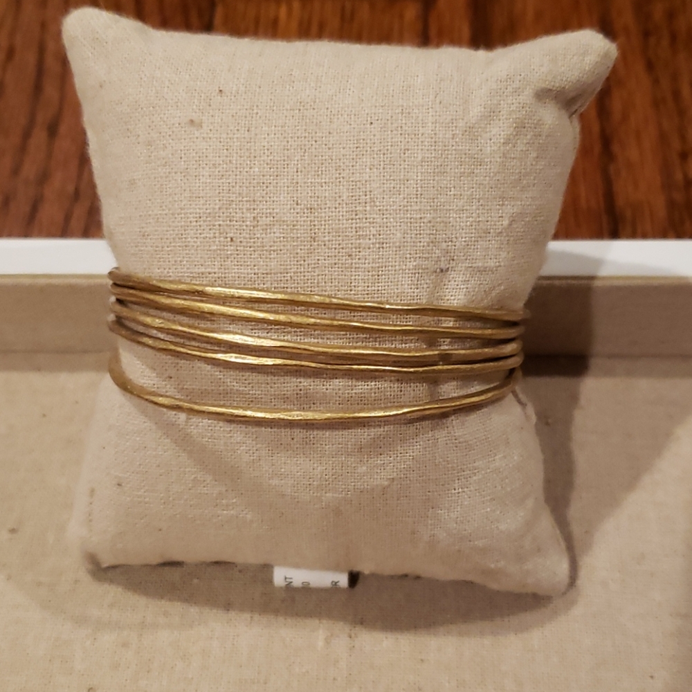 Stella & Dot Gold Quinn Cuff Bracelet